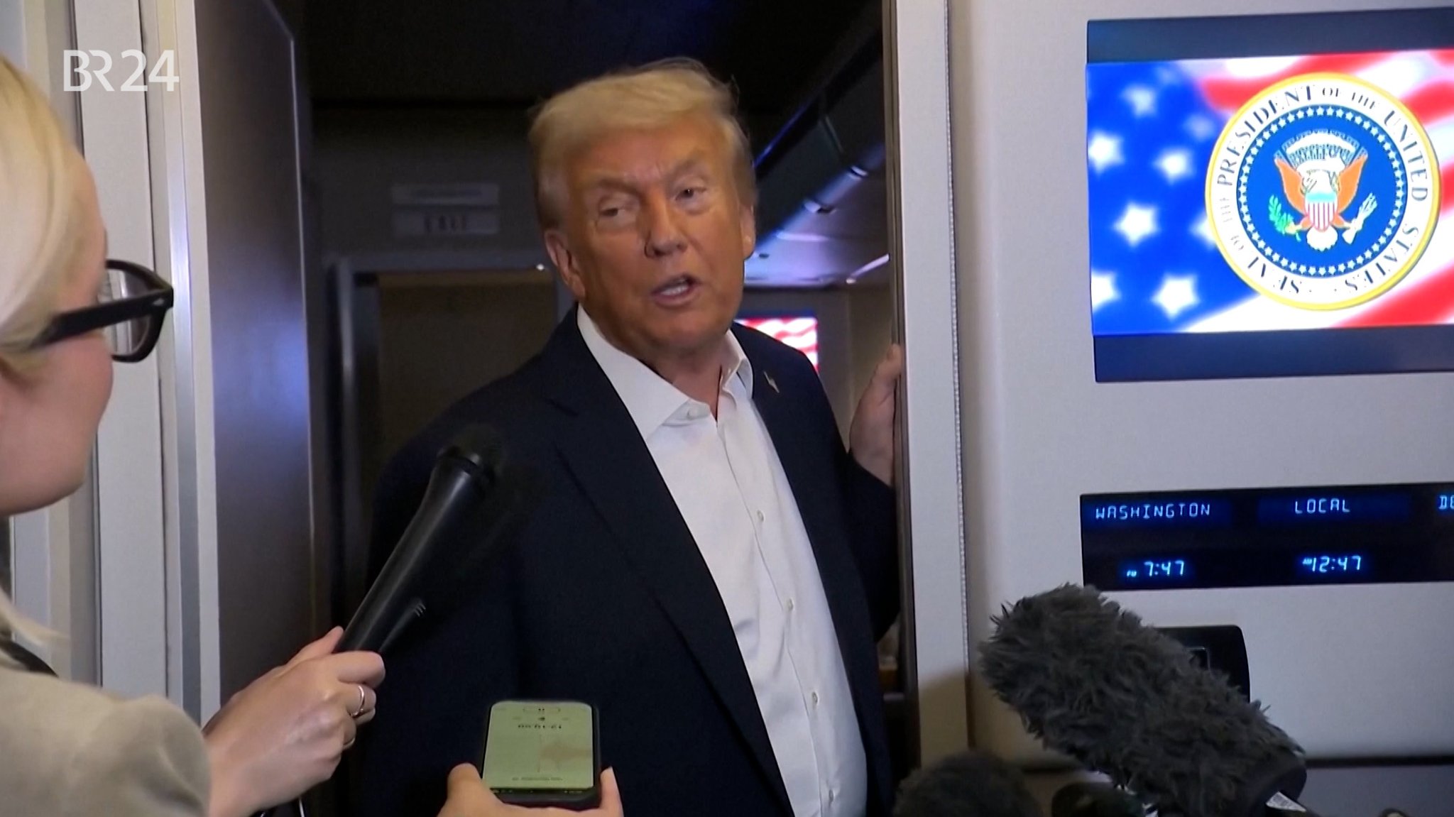 US-Präsident Donald Trump an Bord der Air Force One