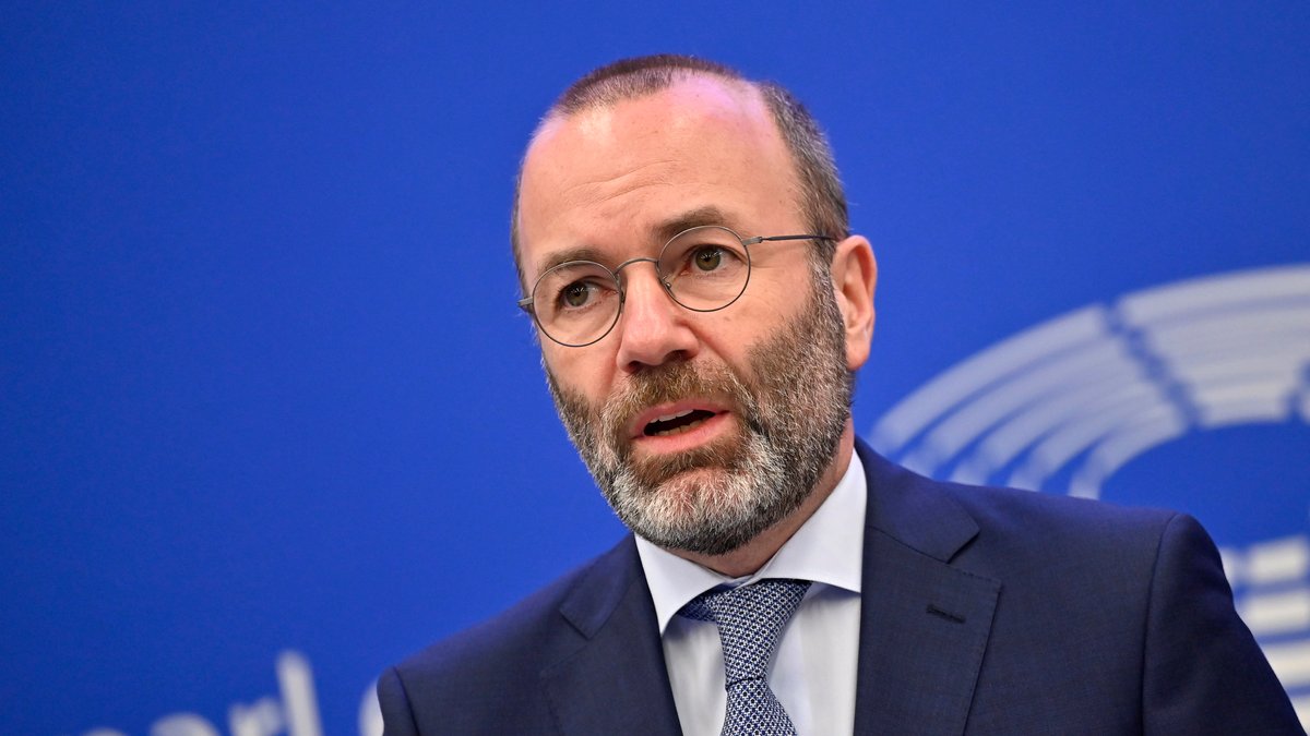EVP-Chef Weber: "EU schlafwandelt in neue Migrationskrise"