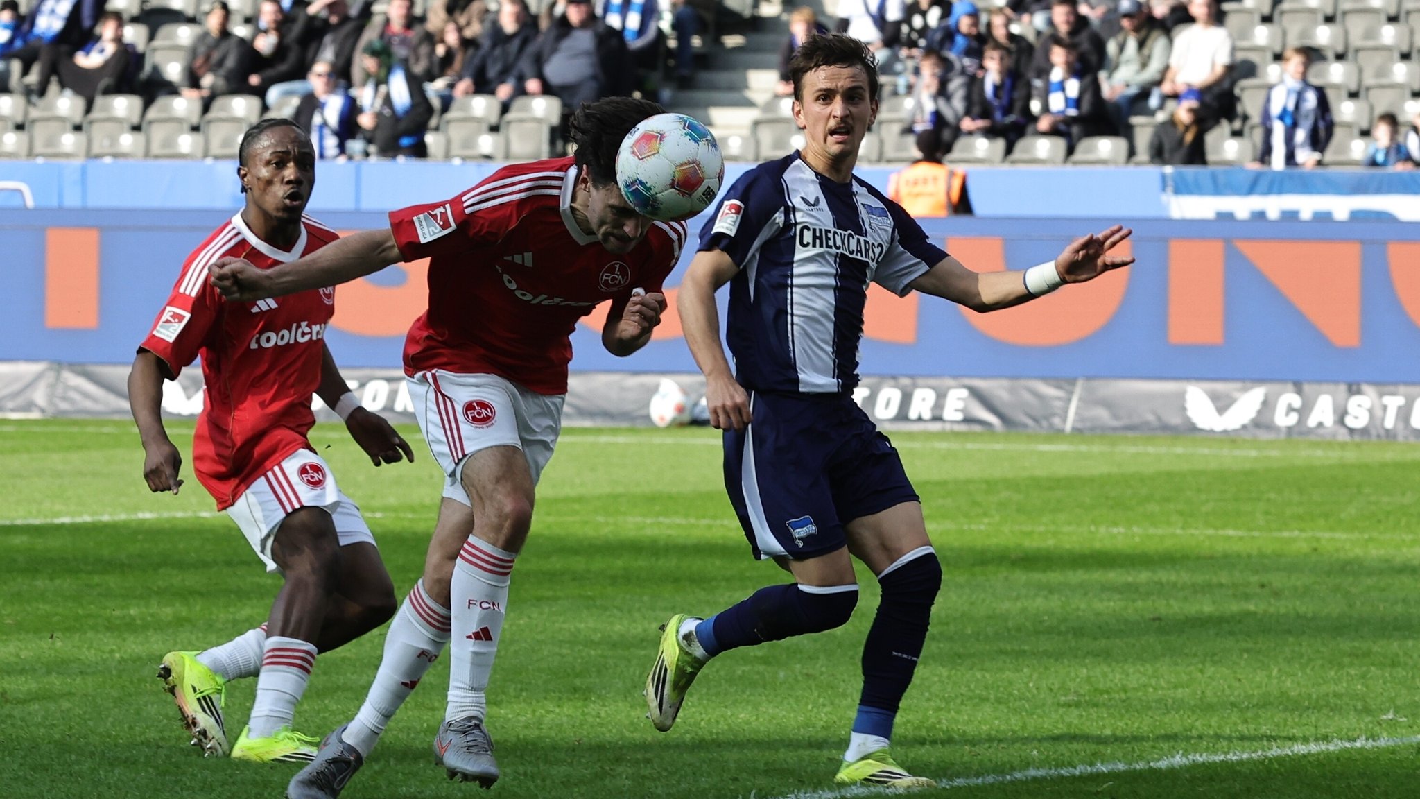 Nürnbergs Bollwerk hält nicht - Hertha holt den Dreier