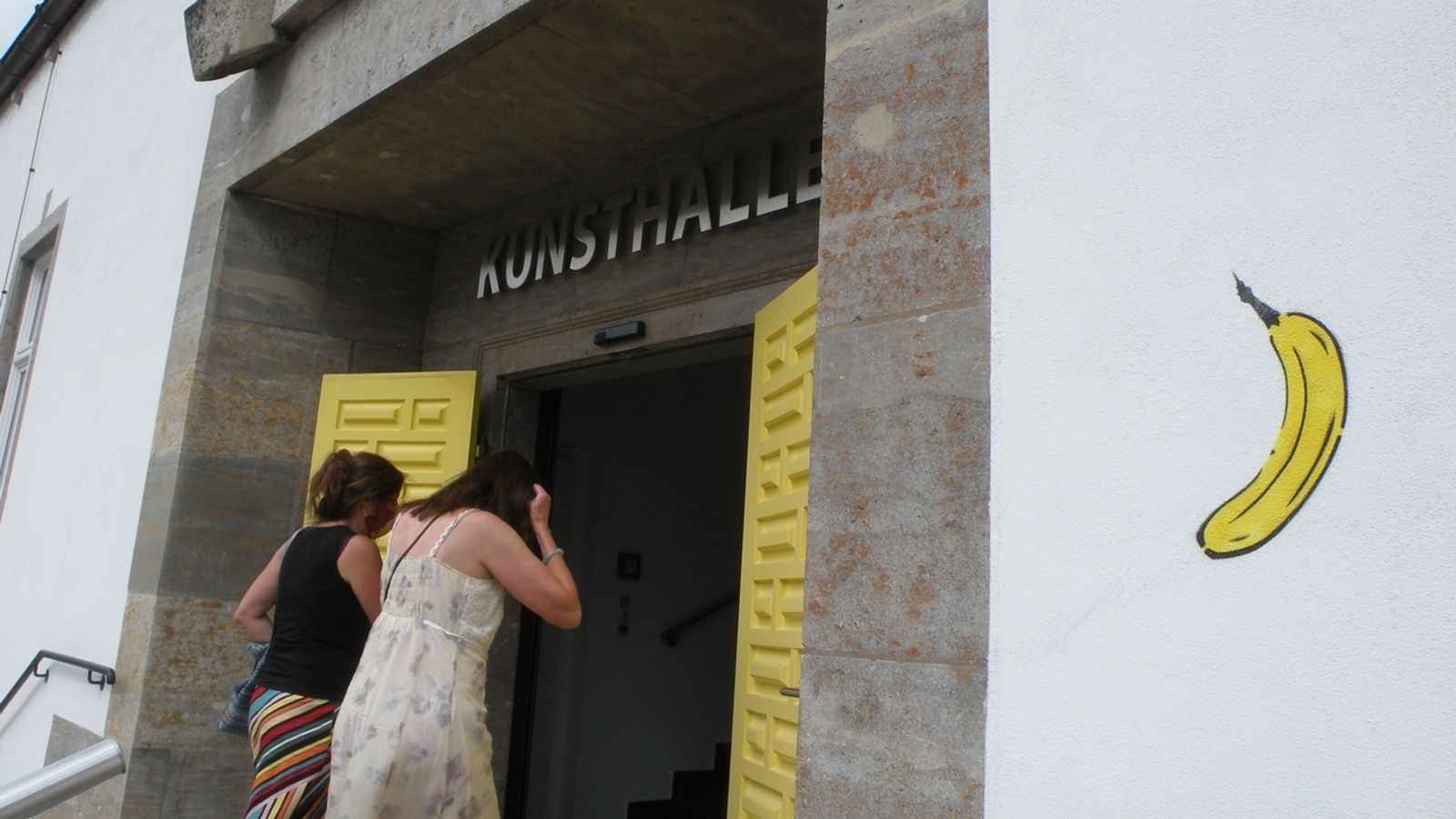 Bananensprayer Thomas Baumgartel Stellt In Schweinfurt Aus Br24