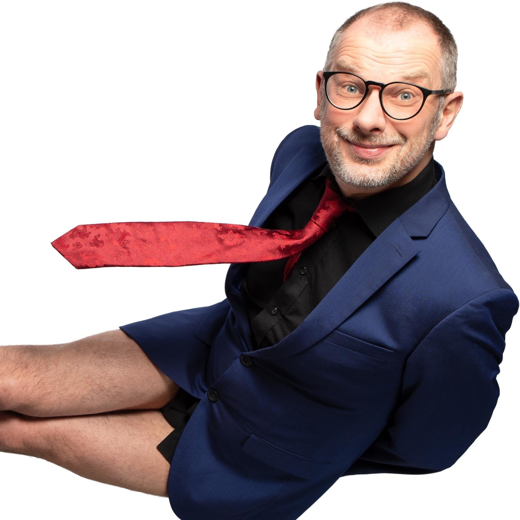 "Zugespitzt" von Severin Gröbner: Der satirische Monatsrückblick