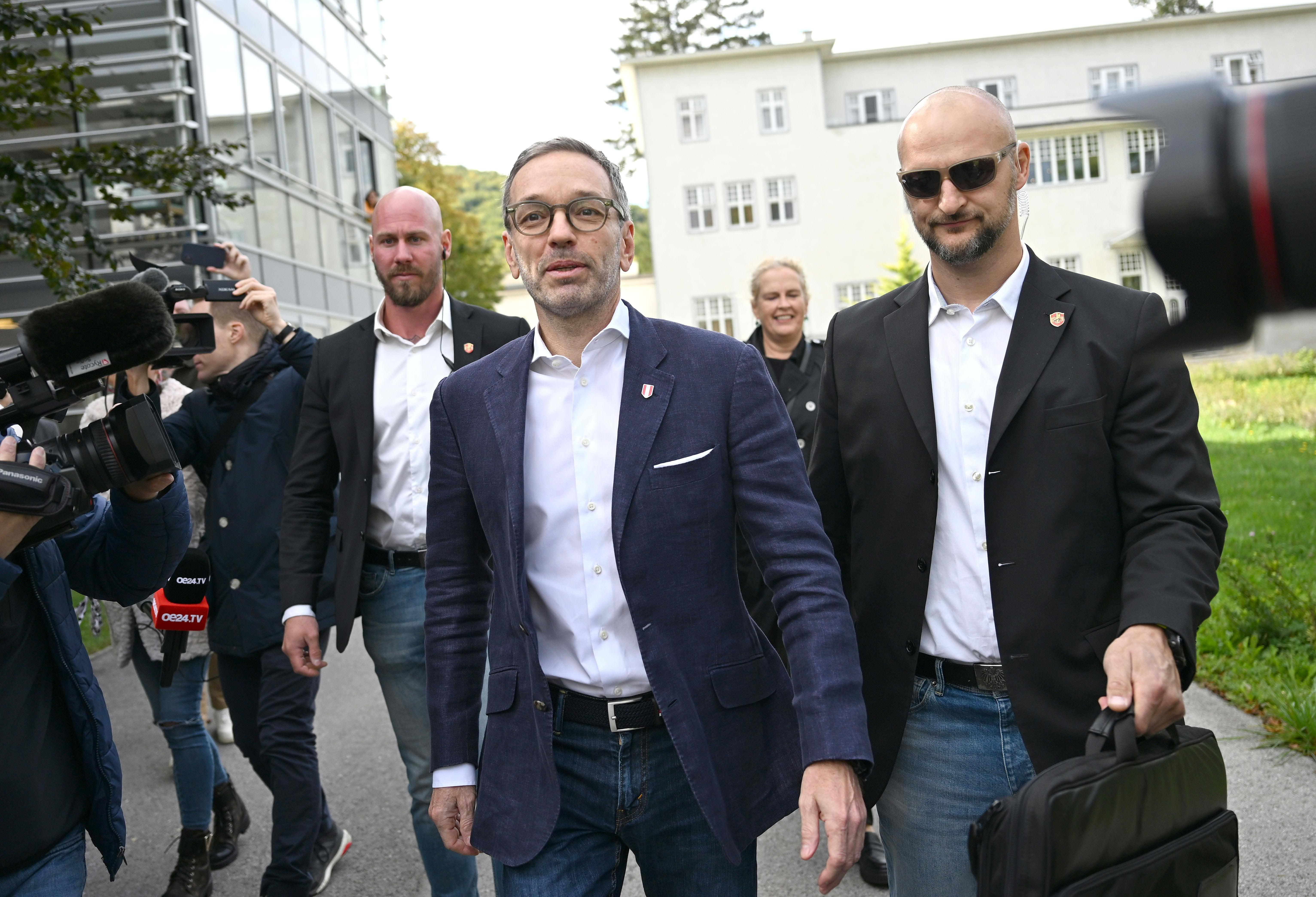 FPÖ-Spitzenkandidat Herbert Kickl bei der Stimmabgabe im Rahmen der Nationalratswahl in Purkersdorf.