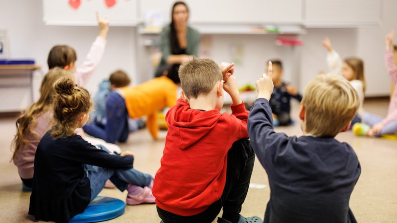 Archivbild: Grundschüler in München | Bild: picture alliance / dpa | Matthias Balk Archivbild: Grundschüler in München