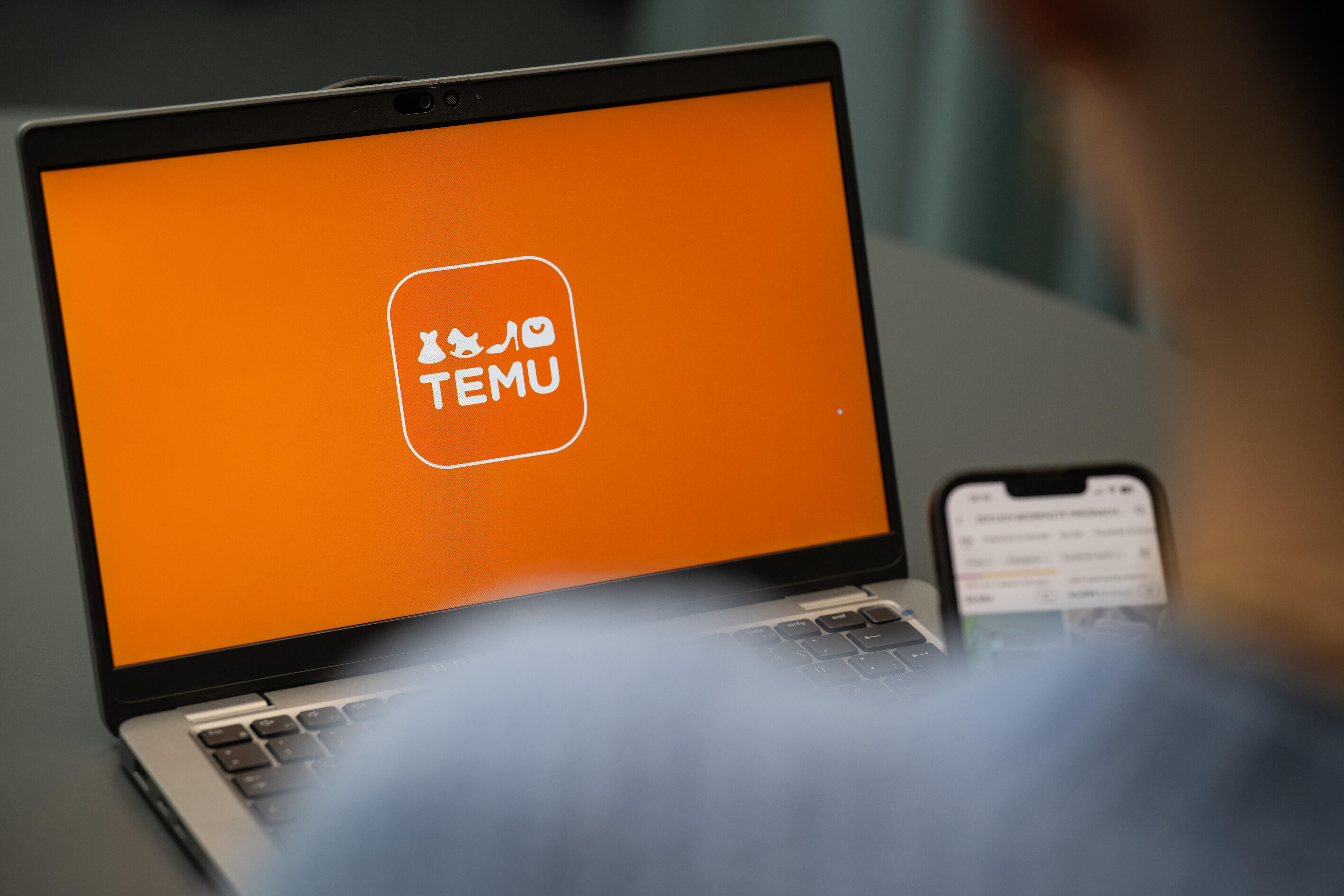 Temu-Logo auf einem Laptop (Symbolbild)