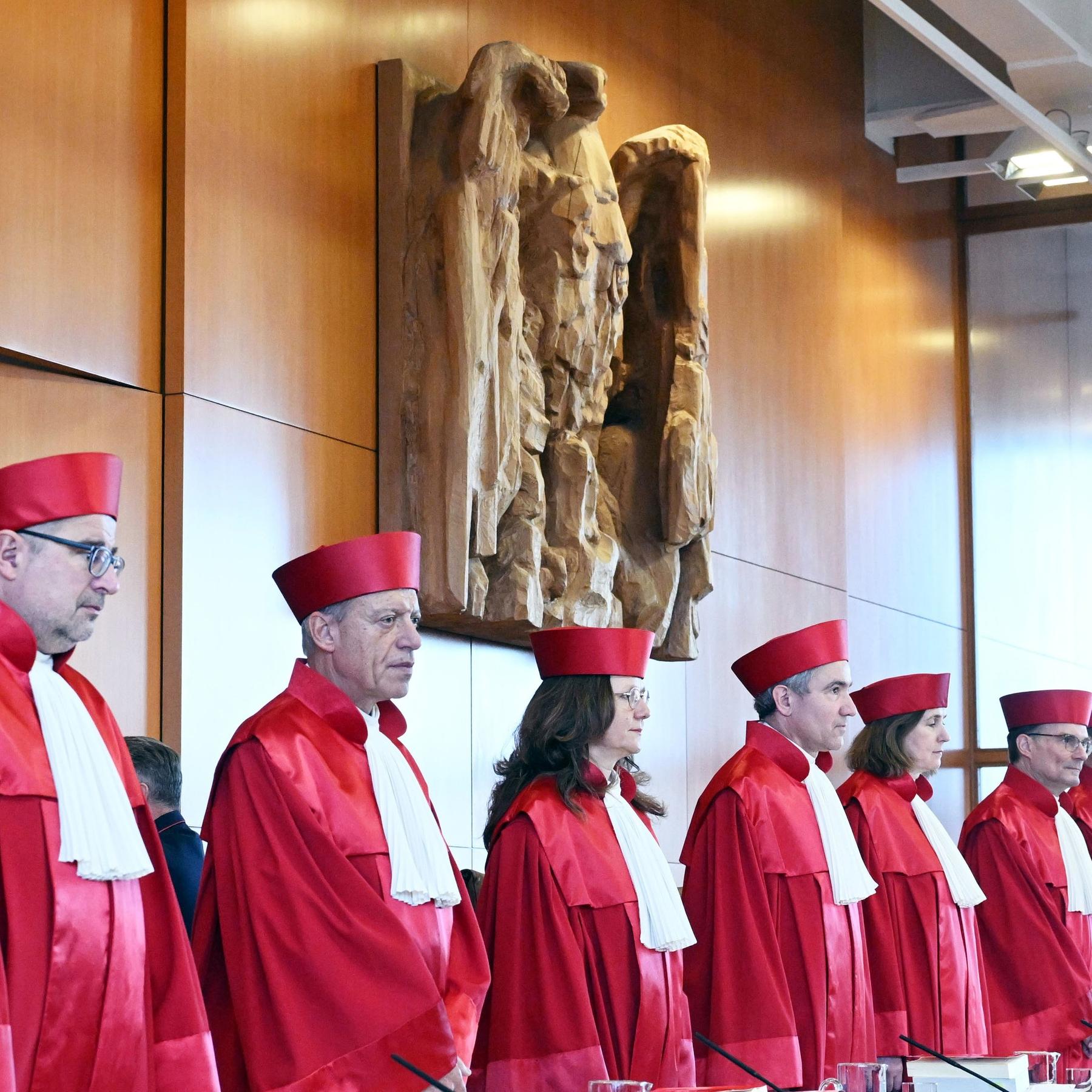 Demokratien vor extremen Parteien schützen