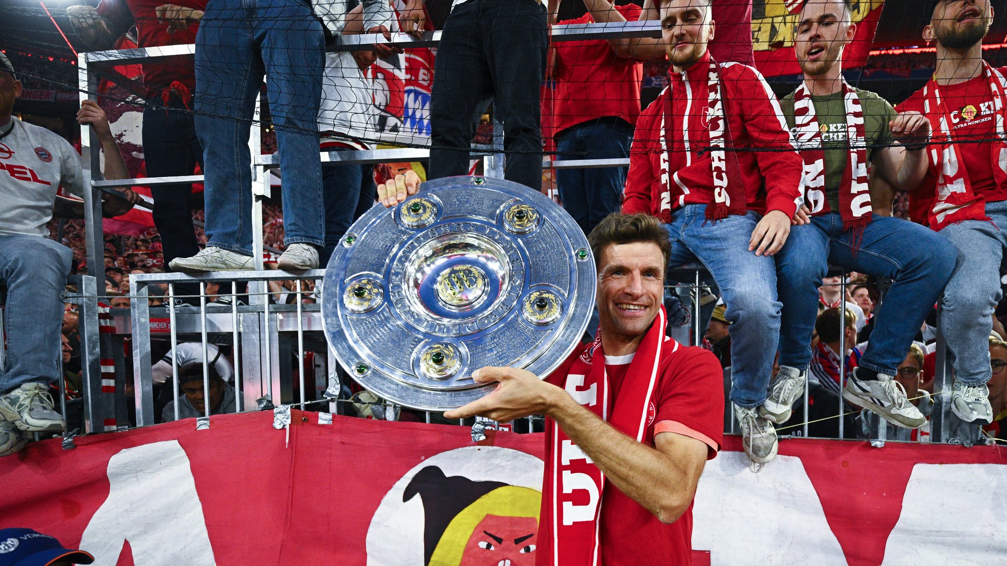 Müllers emotionaler Abschied: "Ich liebe euch alle!"