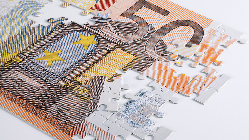 50 Euro-Schein aus Puzzleteilen