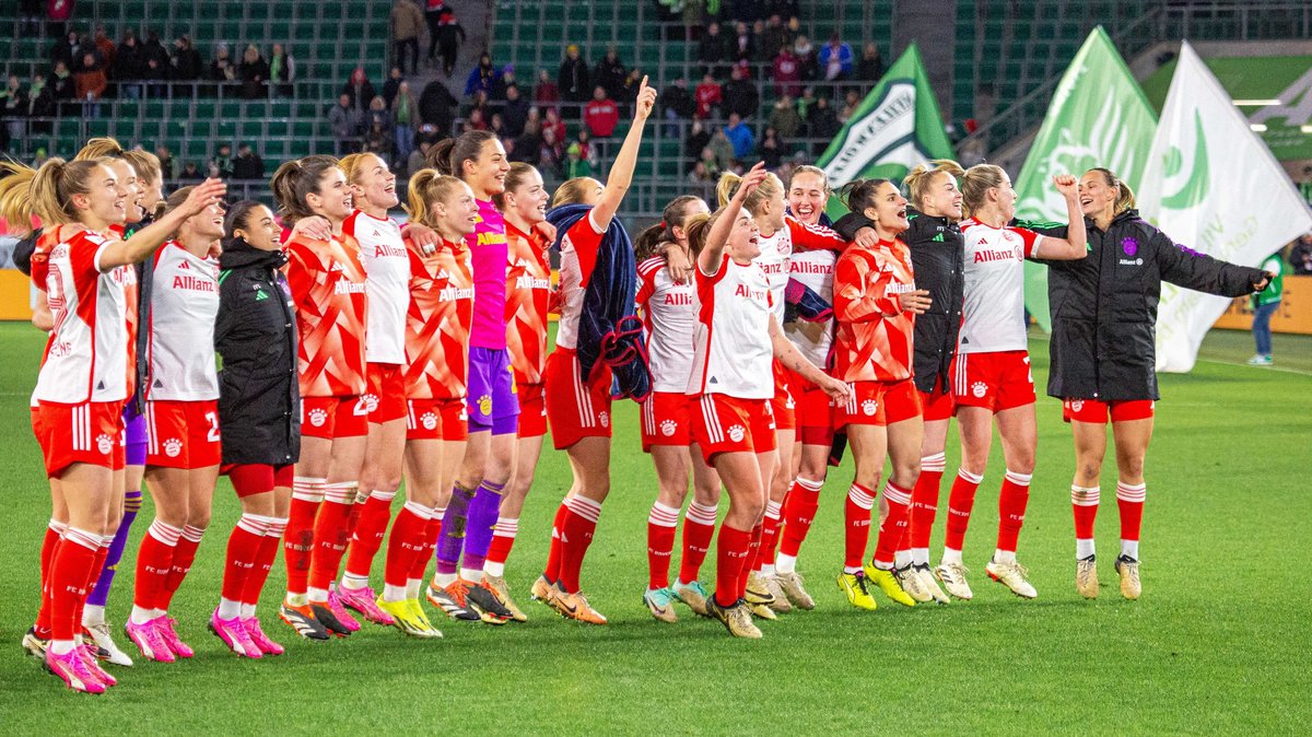 Riesenschritt zum Meistertitel: FCB-Frauen zerlegen Wolfsburg