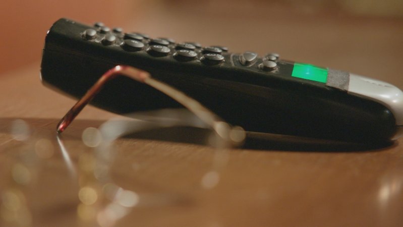 Telefonbetrüger bringen Menschen in Deutschland jedes Jahr um viel Geld. | Bild: BR/Tom Wittmann Telefonbetrüger bringen Menschen in Deutschland jedes Jahr um viel Geld.