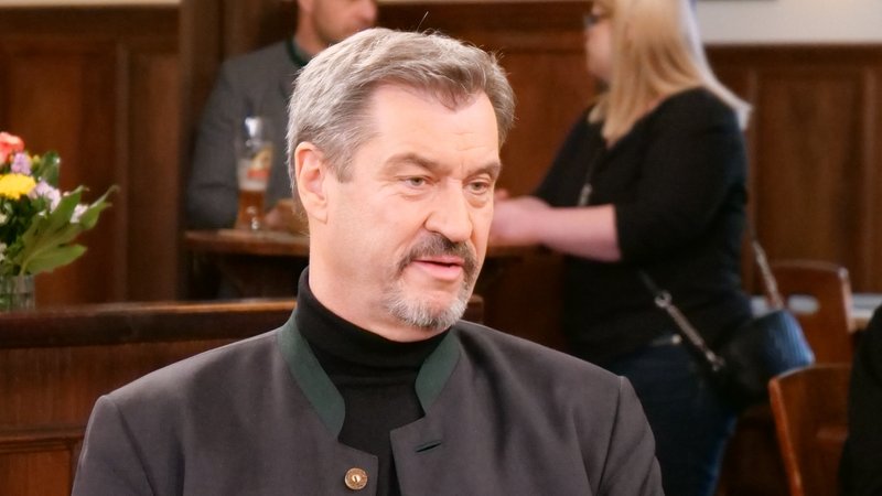 Bayerns Ministerpräsident am Sonntags-Stammtisch | Bild: Andreas H. Schroll Bayerns Ministerpräsident am Sonntags-Stammtisch