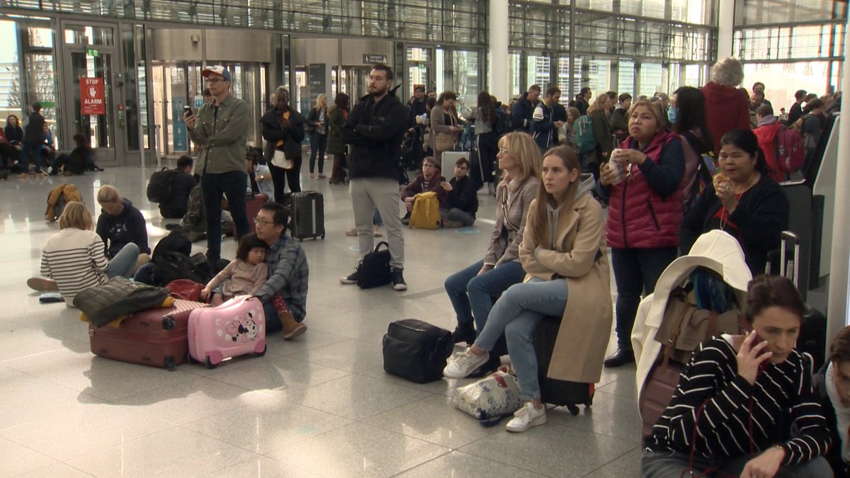 Flughäfen: Starker Andrang nach Warnstreik