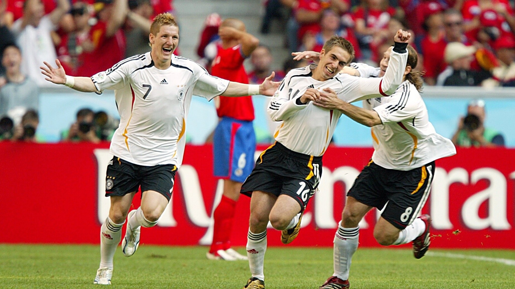 Wie Lahms Traumtor 2006 das Sommermärchen startete