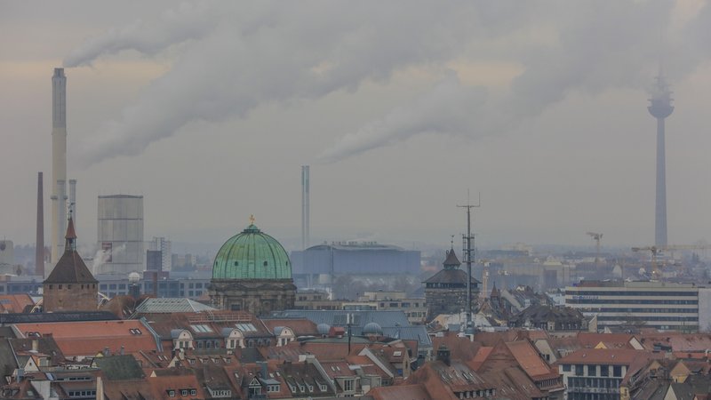 Blick von der Nürnberger Burg auf die Altstadt | Bild: picture alliance / imageBROKER | Peter Seyfferth Blick von der Nürnberger Burg auf die Altstadt