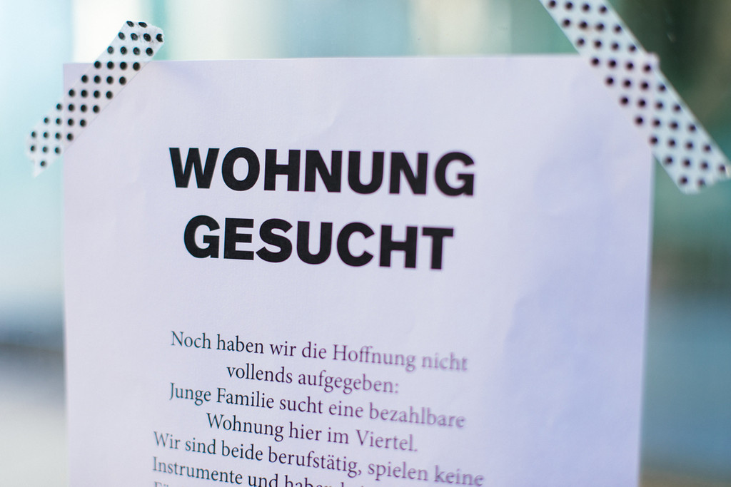 Hohe Miete: Wie Frauen in die Wohnungslosigkeit getrieben werden | BR24