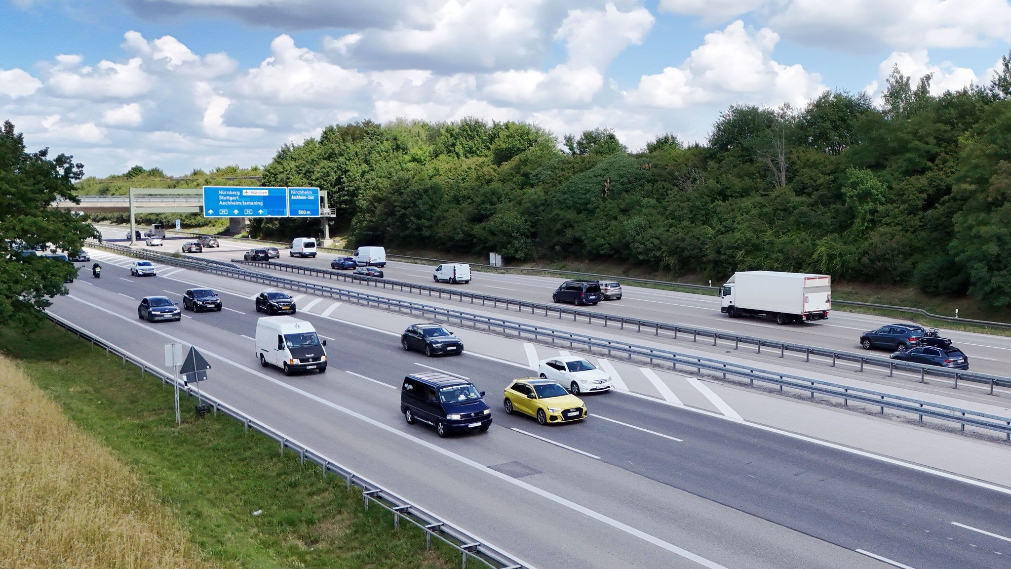 Trendwende: Menschen in Deutschland fahren wieder mehr Auto