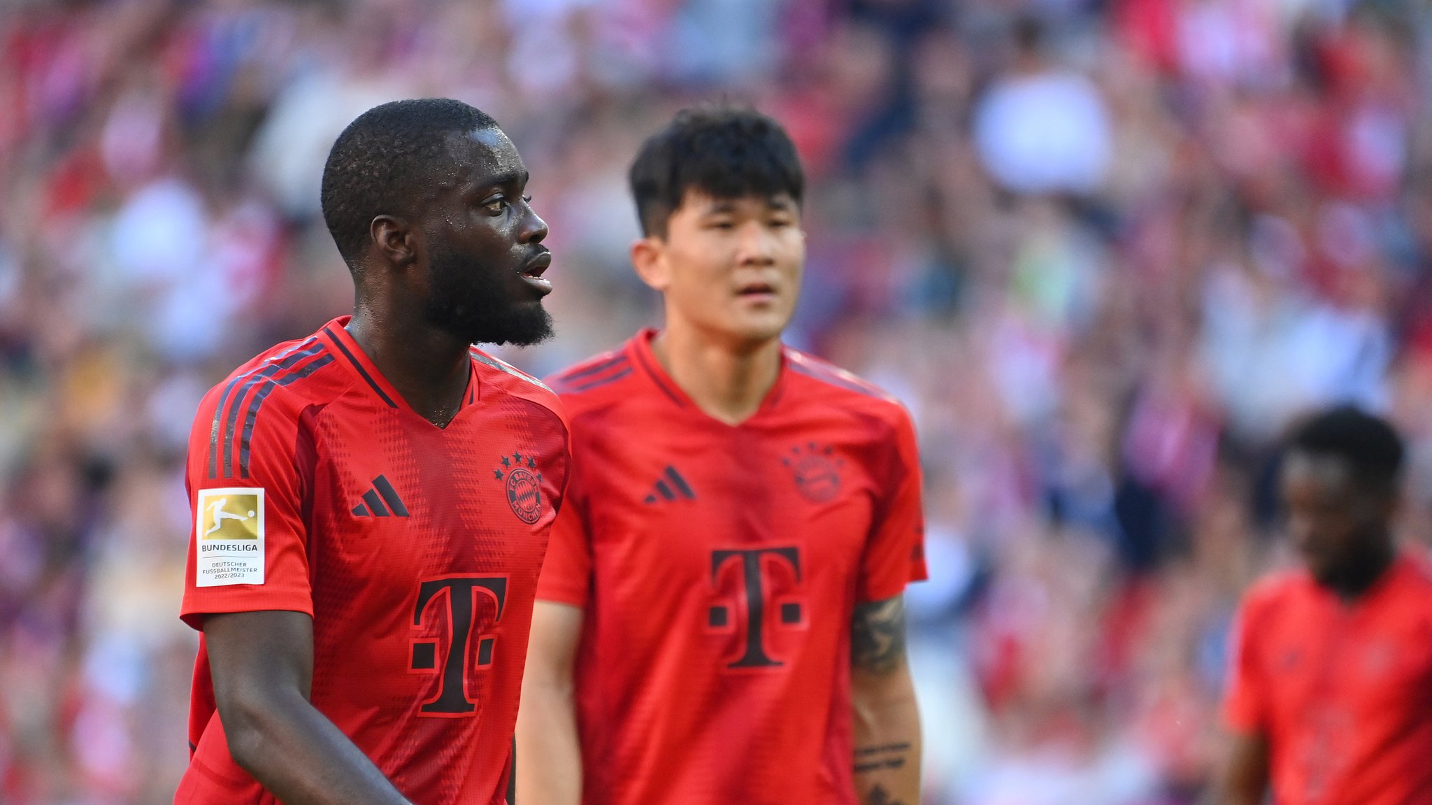 Dayot Upamecano und Min-Jae Kim vom FC Bayern