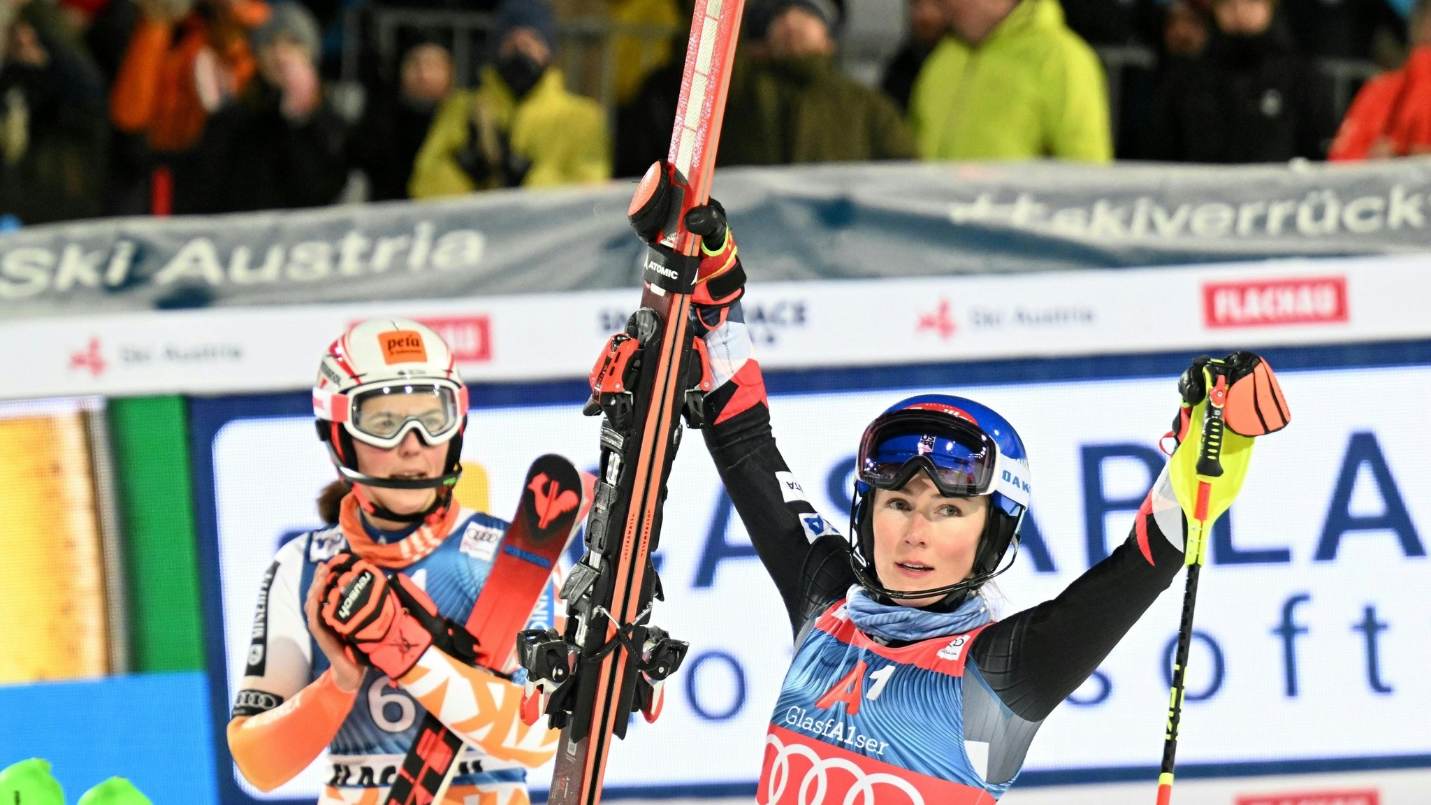 Flachau: Emotionale Shiffrin gewinnt Flutlicht-Duell mit Vlhova