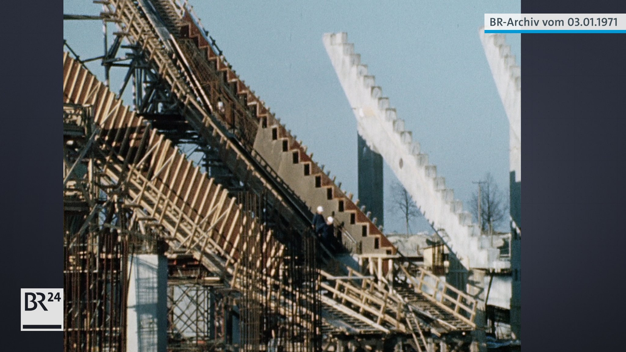 Bau Olympiastadion