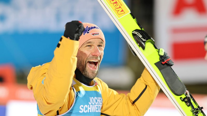 Pius Paschke bejubelt seinen Weltcup-Sieg | Bild: imago/NTB Pius Paschke bejubelt seinen Weltcup-Sieg