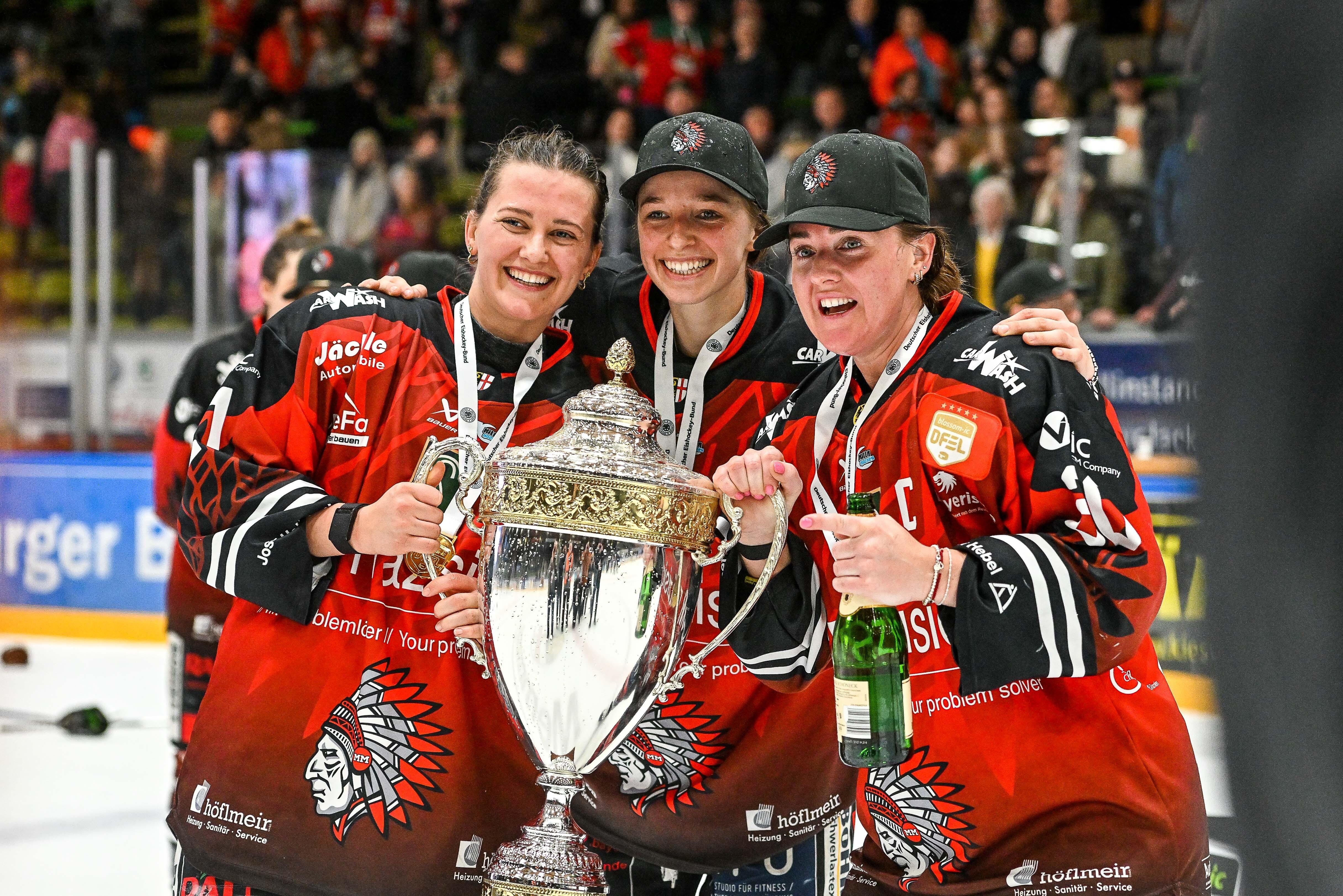 Nicola Hadraschek, Carina Strobel und Daria Gleißner
