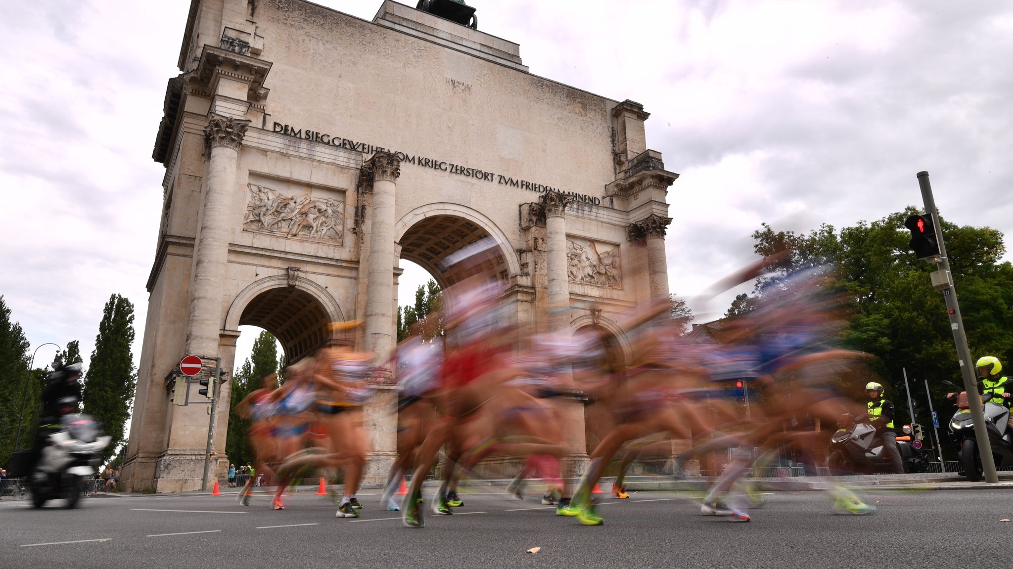 Von Sperrungen bis zu den Favoriten: Alles zum München Marathon