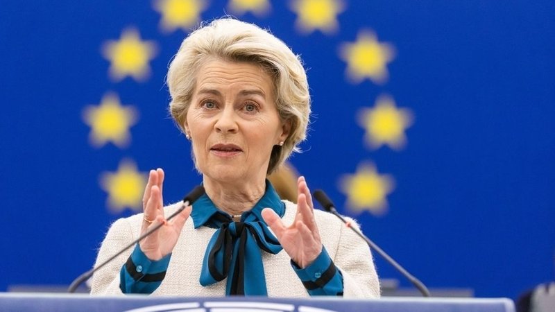 Die Präsidentin der Europäischen Kommission, Ursula von der Leyen | Bild: dpa/Philipp von Ditfurth Die Präsidentin der Europäischen Kommission, Ursula von der Leyen