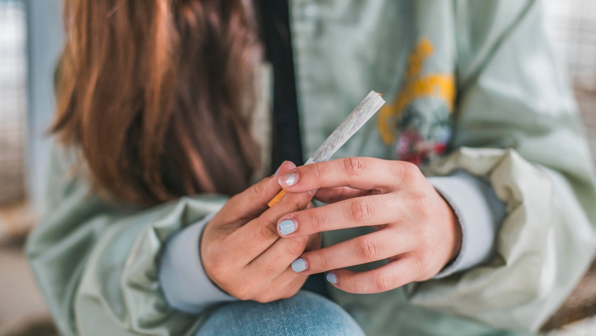 Arzt zu Cannabis-Legalisierung: Jugend nicht genug geschützt