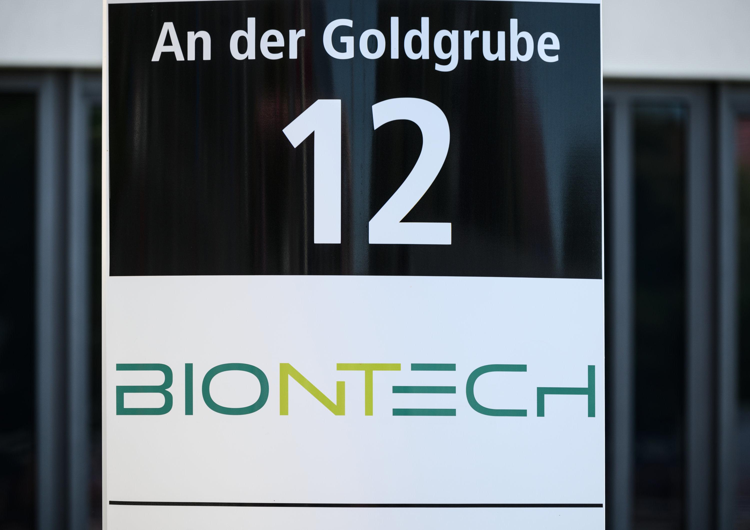 Corona-Impfstoff: Biontech will 570 Millionen Dosen ...