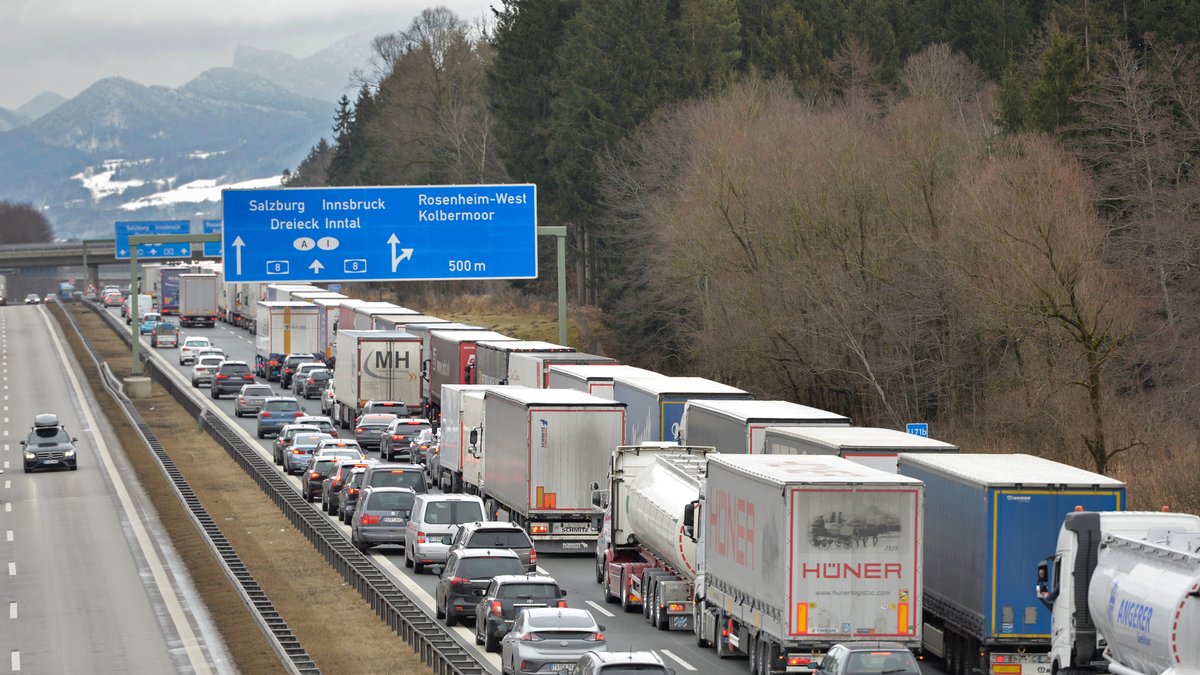 Blockabfertigung: Warum macht Tirol das – und was bringt es?