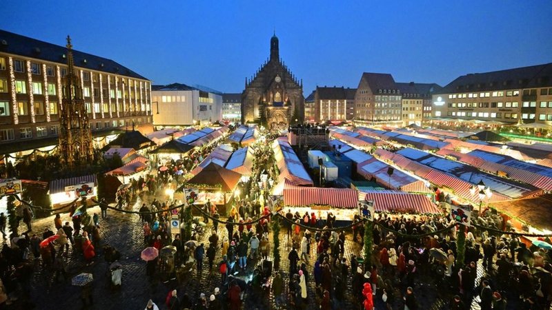 Nürnberger Christkindlesmarkt | Bild: picture alliance/dpa | Matthias Merz Nürnberger Christkindlesmarkt