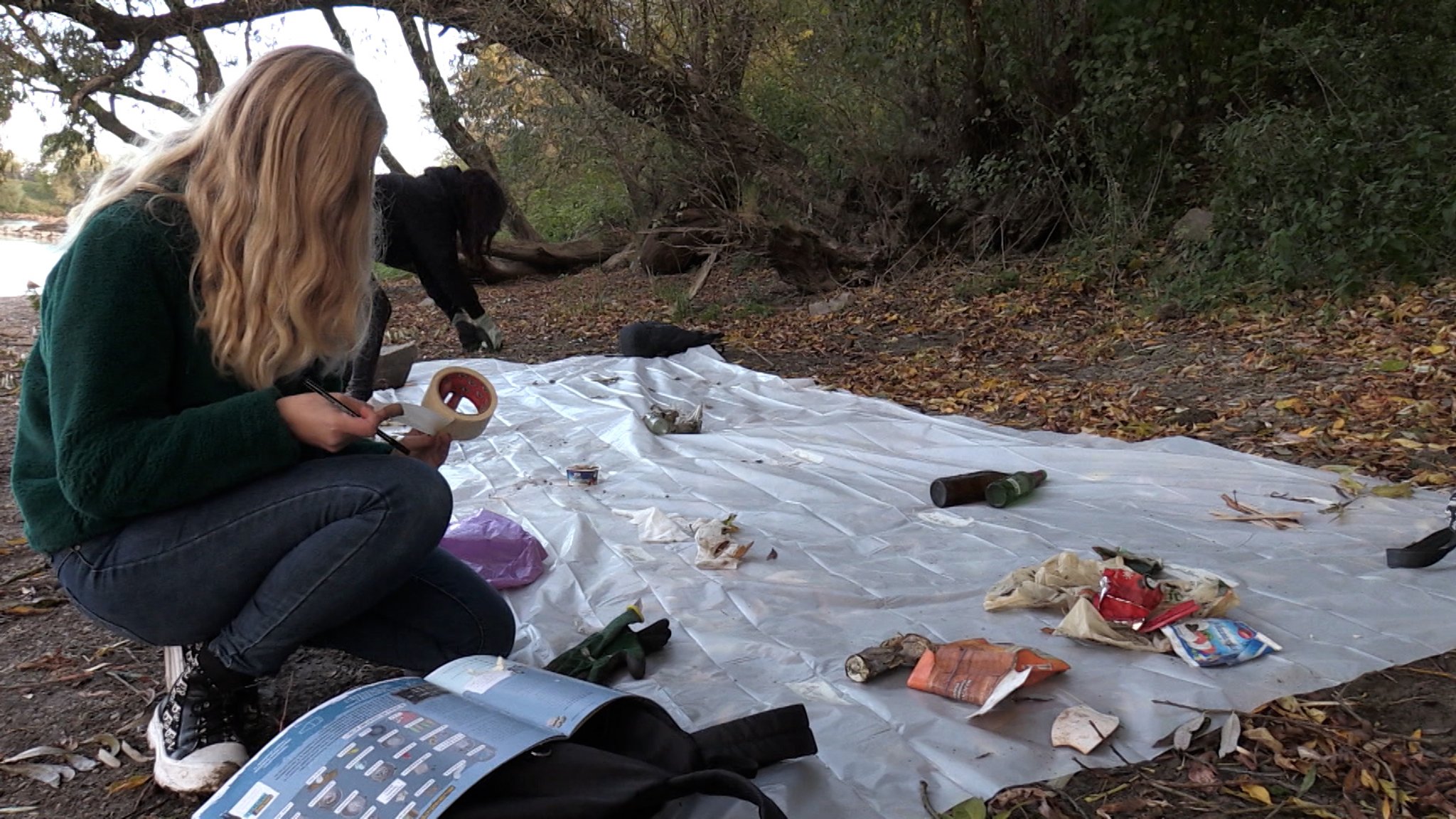 Wie viel Plastik findet man an und in der Donau bei Straubing? Im Rahmen einer Aktion mehrerer Bildungsministerien haben sich Schüler aufgemacht das herauszufinden und dabei einiges an Müll zusammengetragen.