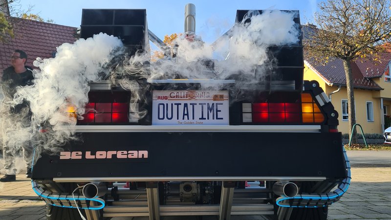 Detailgetreu nachgebaut - der DeLorean aus "Zurück in die Zukunft". | Bild: BR / Conny Kleinschroth Detailgetreu nachgebaut - der DeLorean aus "Zurück in die Zukunft".
