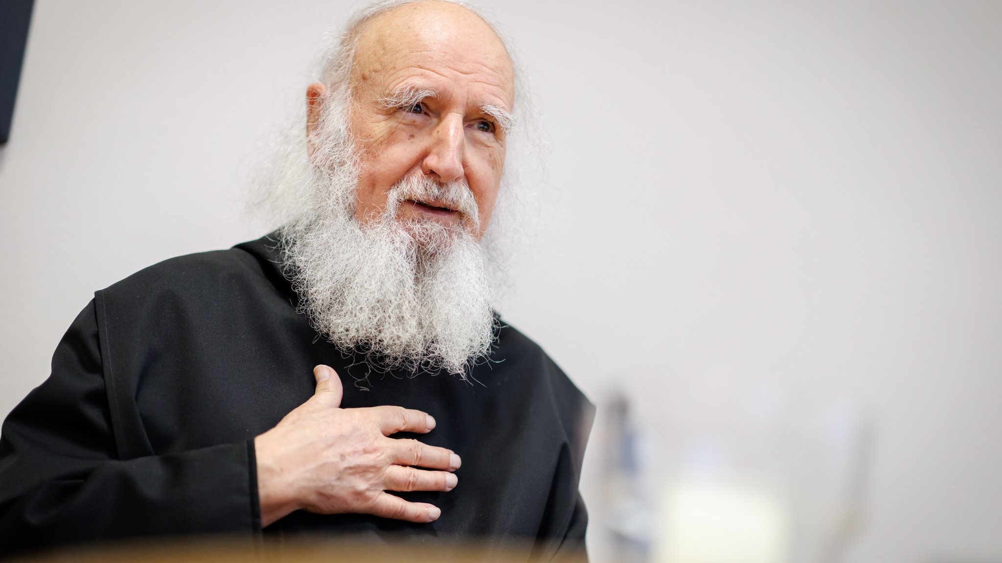 Der Benediktinermönch Anselm Grün. | Bild: picture alliance/dpa | Daniel Karmann Der Benediktinermönch Anselm Grün.