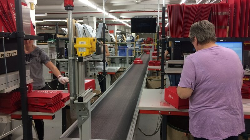 Blick in das Versandlager von Baur in Weismain. (Archiv) | Bild: BR Blick in das Versandlager von Baur in Weismain. (Archiv)