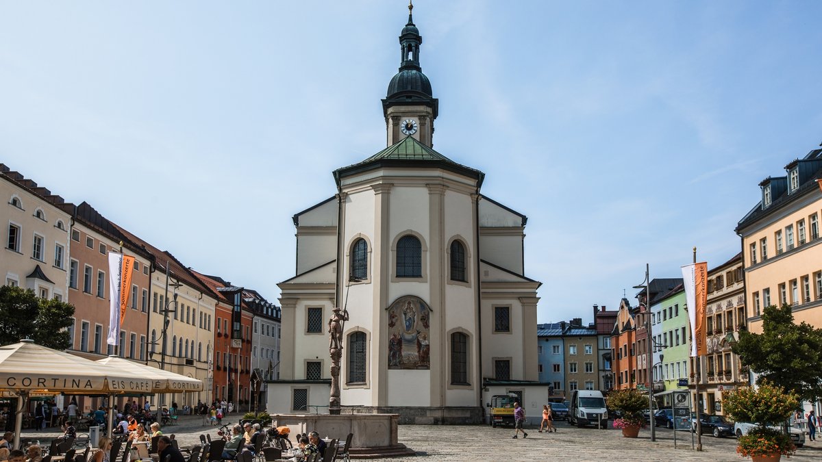 Stadtkirche St. Oswald in Traunstein.