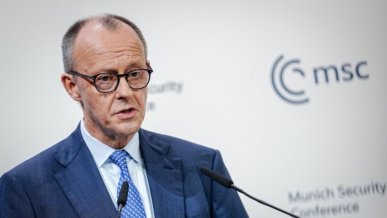 Bundeskanzler Friedrich Merz auf der Münchner Sicherheitskonferenz 2026 | Bild: dpa-Bildfunk/Kay Nietfeld Bundeskanzler Friedrich Merz auf der Münchner Sicherheitskonferenz 2026