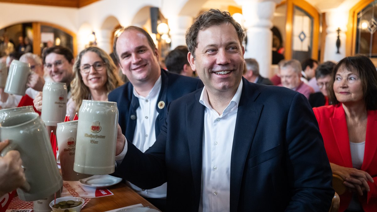 Der Vize-Kanzler zu Gast beim Politischen Aschermittwoch: SPD-Parteichef Lars Klingbeil in Vilshofen.