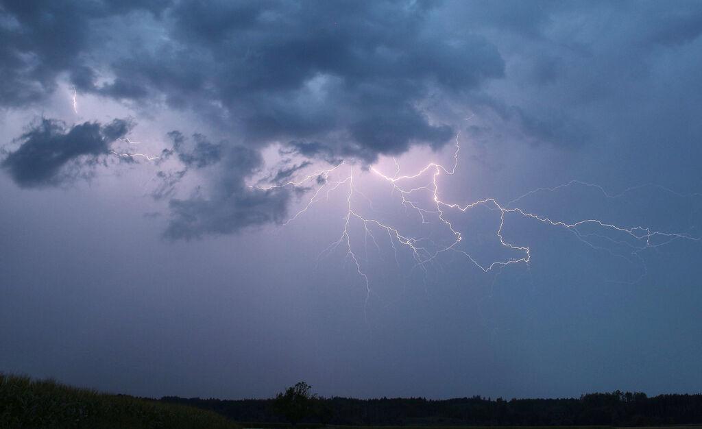 Archivbild: Gewitter in Bayern bei Illertissen 