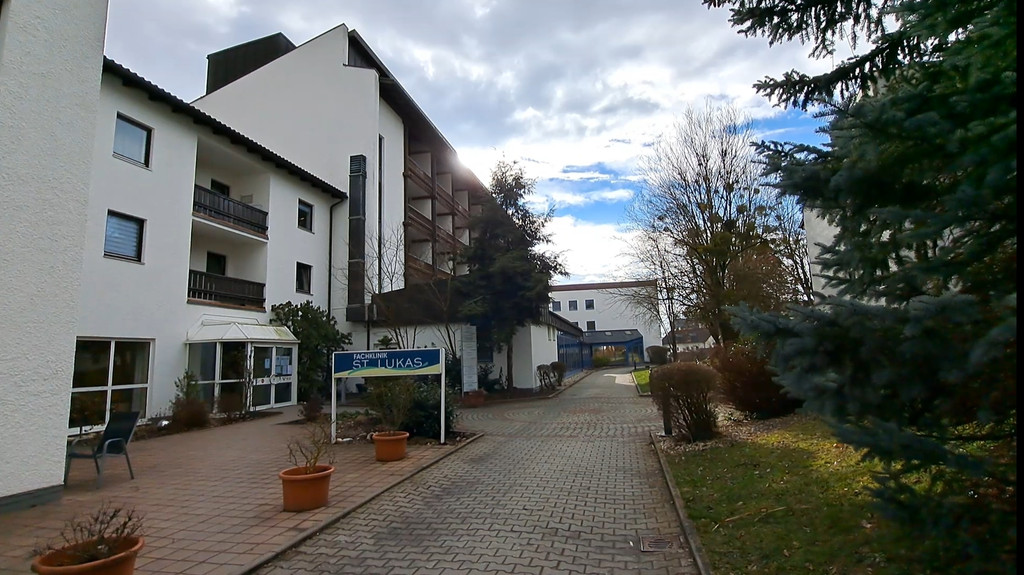 In der St Lukas-Klinik in Bad Griesbach werden Patientinnen und Patienten mit Essstörungen behandelt.