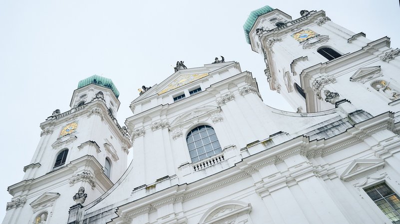 Der Dom im Bistum Passau. | Bild: picture alliance/dpa | Tobias C. Köhler Der Dom im Bistum Passau.