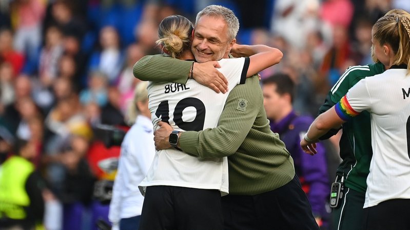 Bundestrainer Christian Wück | Bild: picture-alliance/dpa Bundestrainer Christian Wück