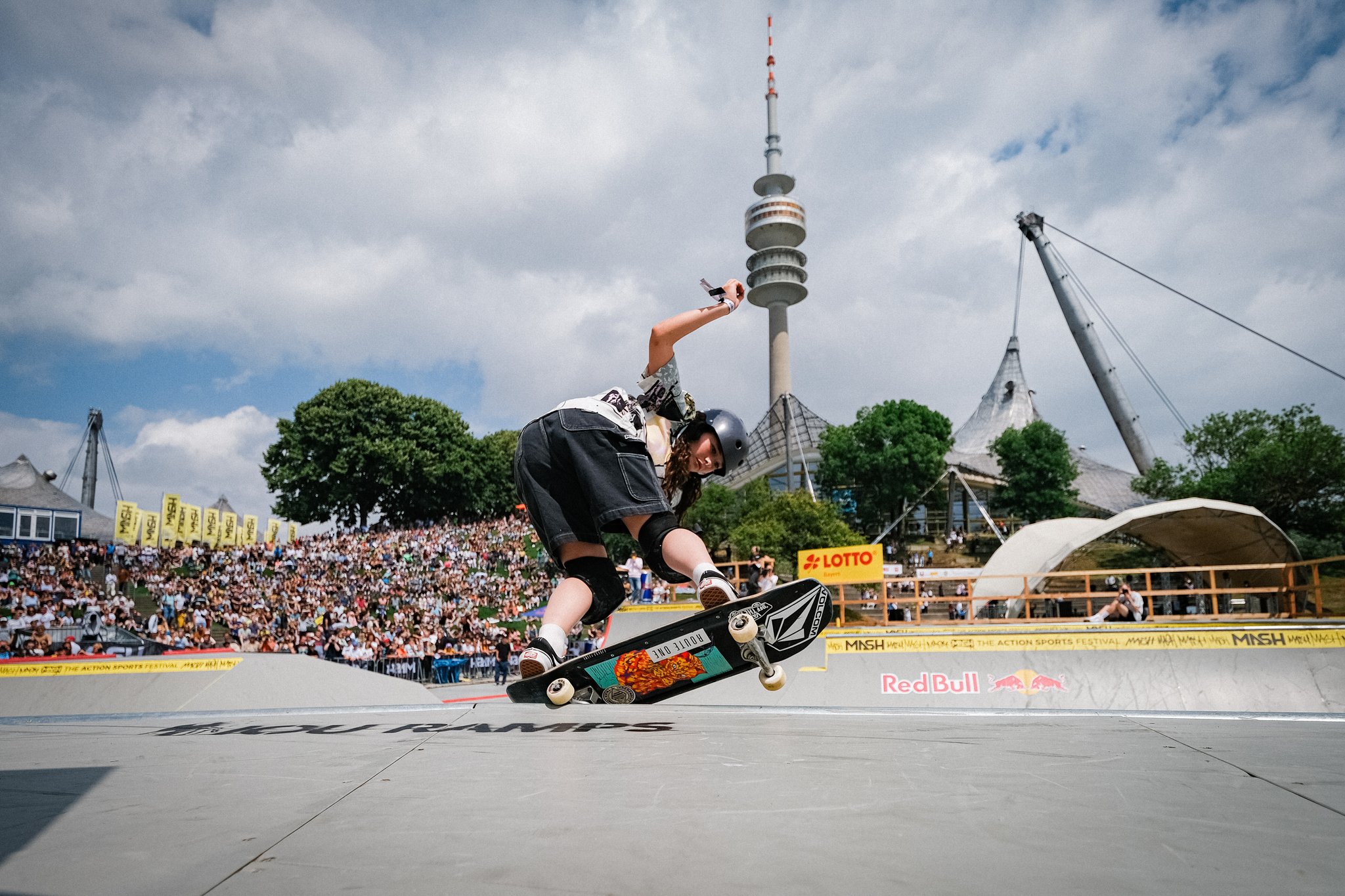 Munich Mash Skateboard | Bild: dpa Munich Mash Skateboard