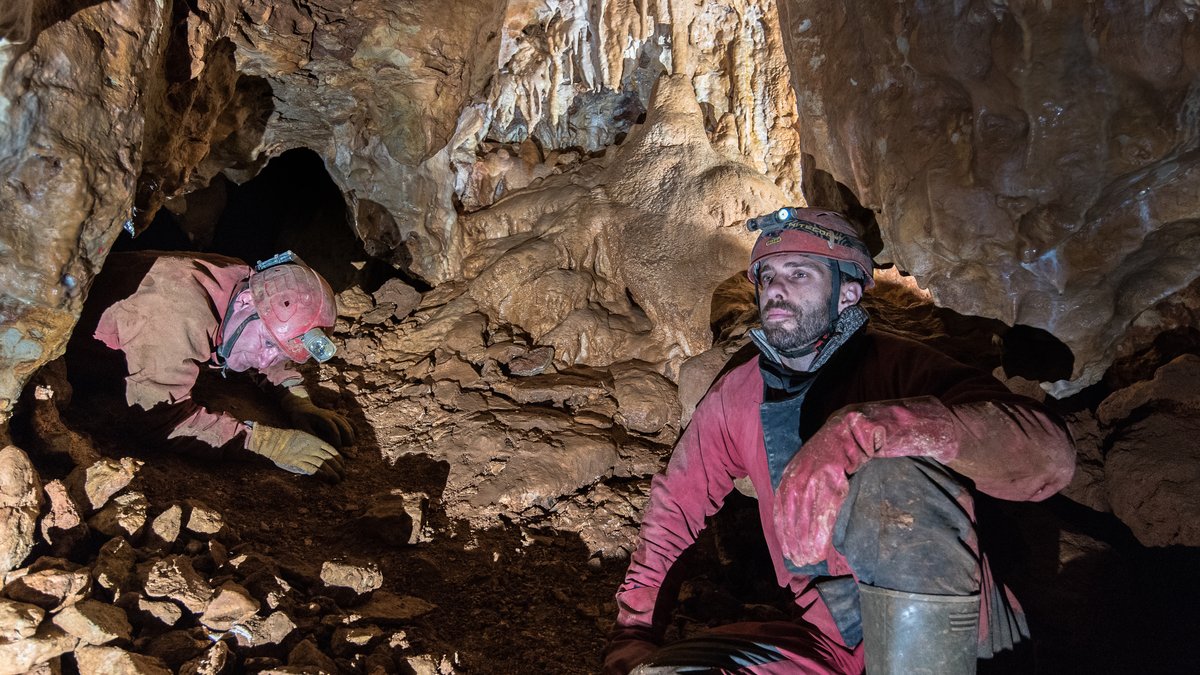 Unterirdische Schatzkammer: Die verborgene Welt der Bussardhöhle