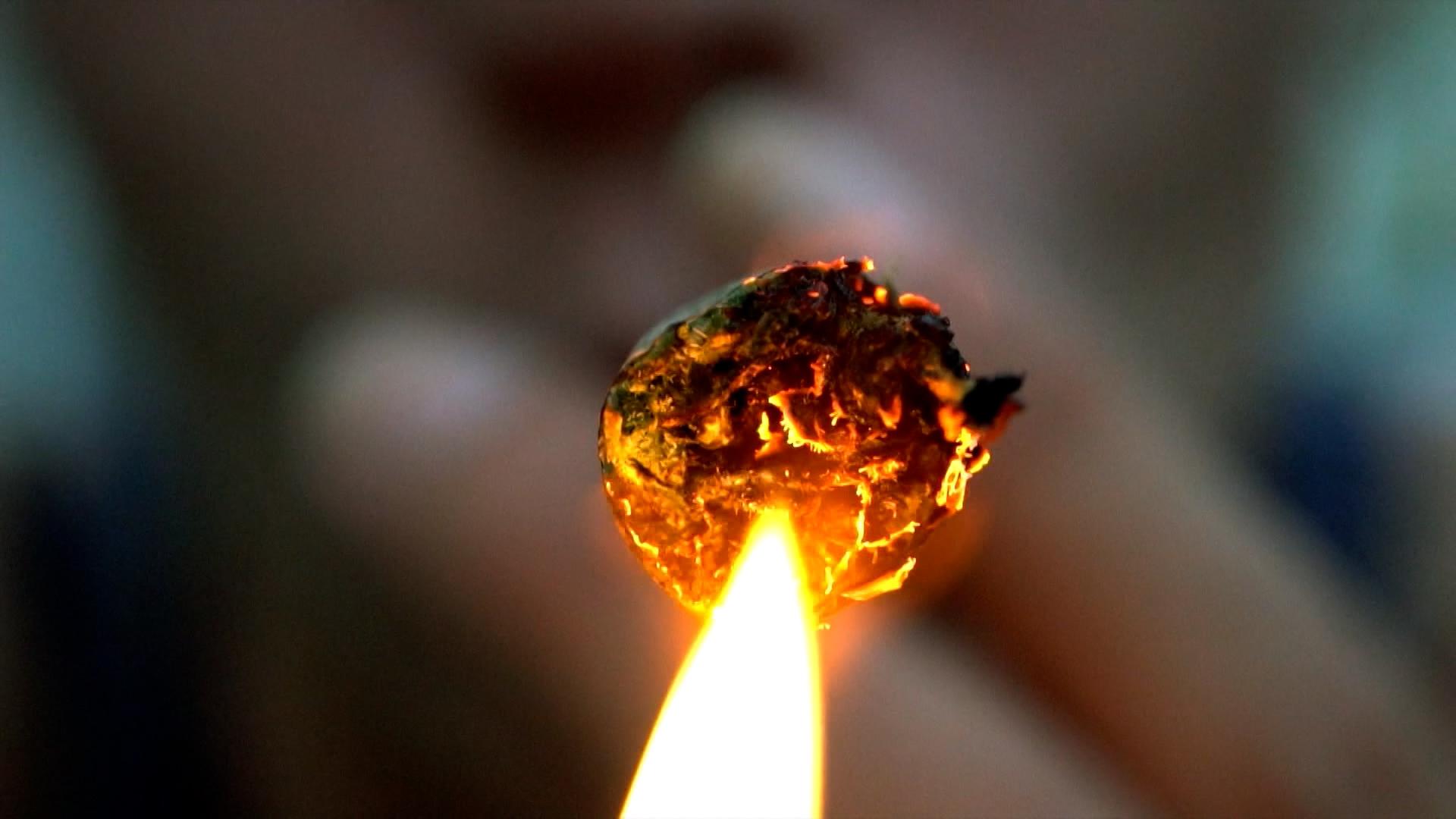 Symbolbild: Cannabis-Konsum