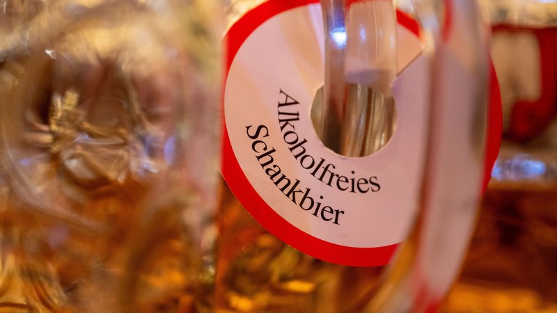 Alkoholfreies Bier (Symbolbild) | Bild: pa/dpa/Stefan Puchner Alkoholfreies Bier (Symbolbild)