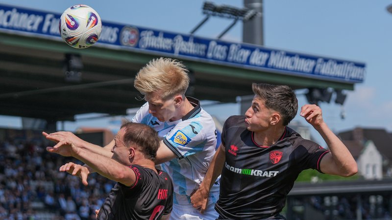 Spielszene 1860 München - FC Ingolstadt | Bild: picture alliance/dpa | Helen Fiona Spielszene 1860 München - FC Ingolstadt
