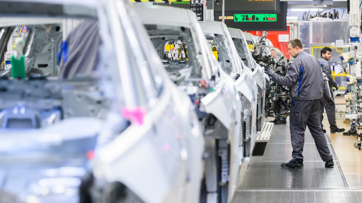 Wie wichtig ist die Autoindustrie für Bayern und Deutschland? 