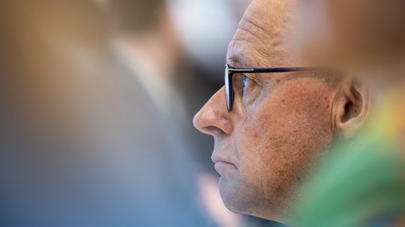 Sorgt mit seinen Migrations-Plänen für Diskussionen: Unions-Kanzlerkandidat Friedrich Merz | Bild: dpa-Bildfunk/Hannes P. Albert Sorgt mit seinen Migrations-Plänen für Diskussionen: Unions-Kanzlerkandidat Friedrich Merz