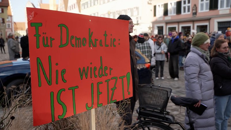 Proteste am Sonntag gegen Asylkurs der Union | Bild: BR Proteste am Sonntag gegen Asylkurs der Union