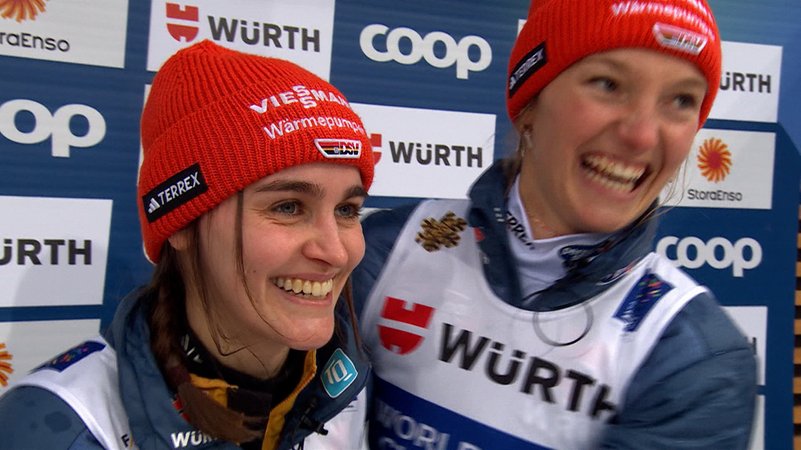 Bei der nordischen Ski-Weltmeisterschaft holten die Ski-Springerin Selina Freitag und das Kombinierer-Team im Mixed-Wettbewerb Silber. | Bild: Bayerischer Rundfunk 2025 Bei der nordischen Ski-Weltmeisterschaft holten die Ski-Springerin Selina Freitag und das Kombinierer-Team im Mixed-Wettbewerb Silber.